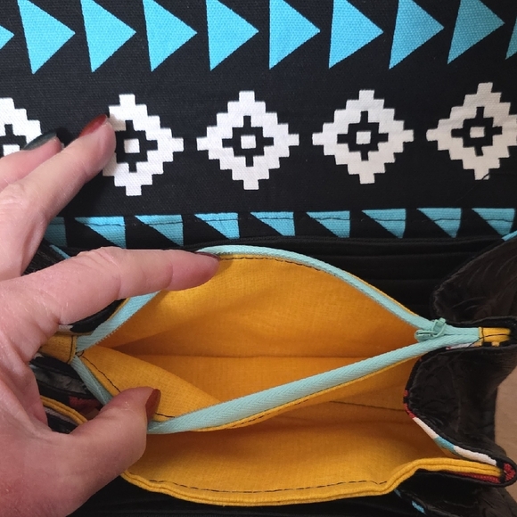 Homemade Black Embossed Wallet - Picture 4 of 7